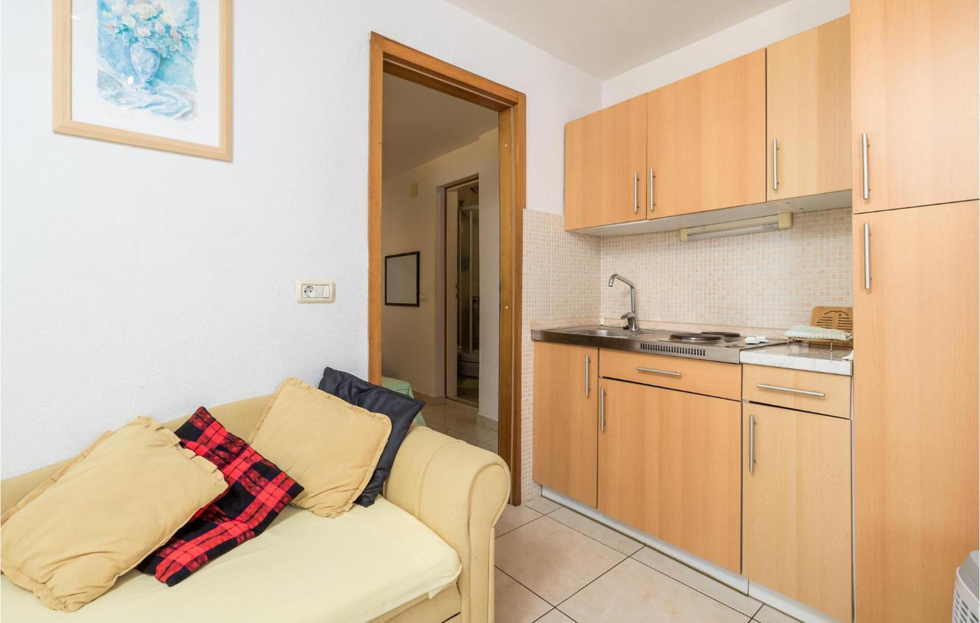 Beach Front Apartment In Punta Kriza With Kitchen Luaran gambar