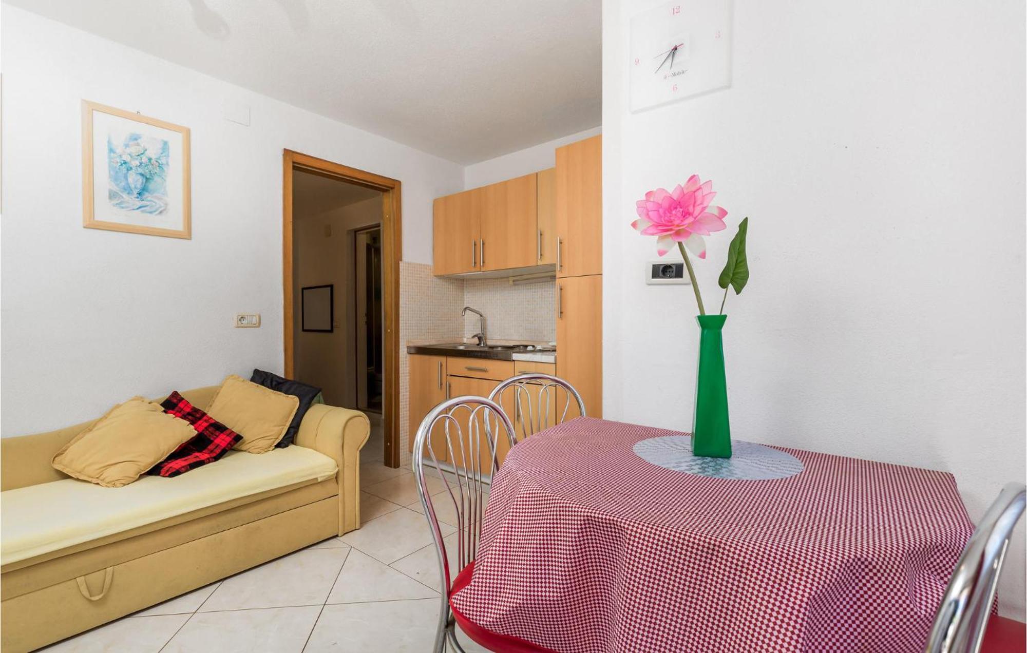 Beach Front Apartment In Punta Kriza With Kitchen Luaran gambar