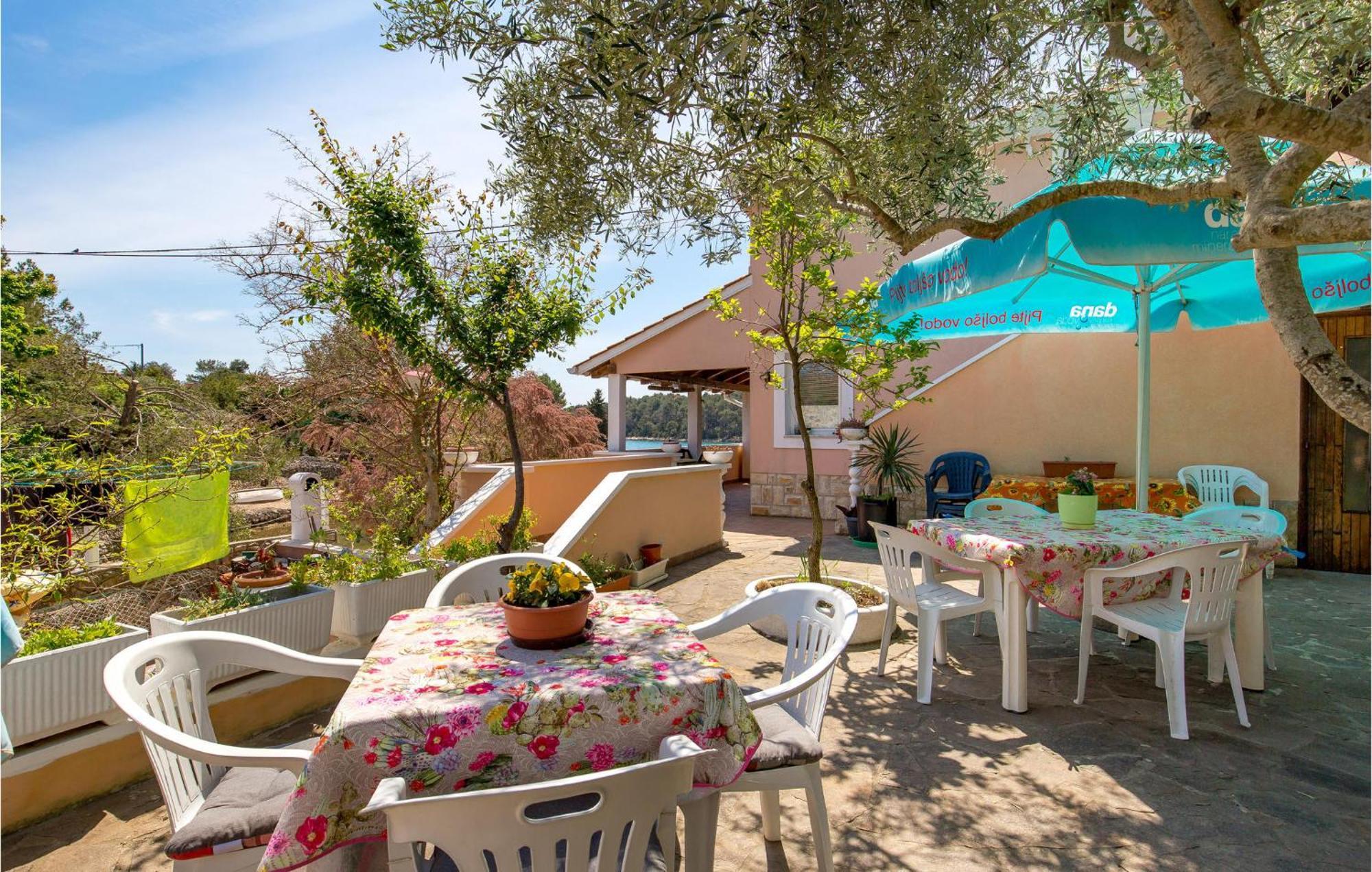 Beach Front Apartment In Punta Kriza With Kitchen Luaran gambar